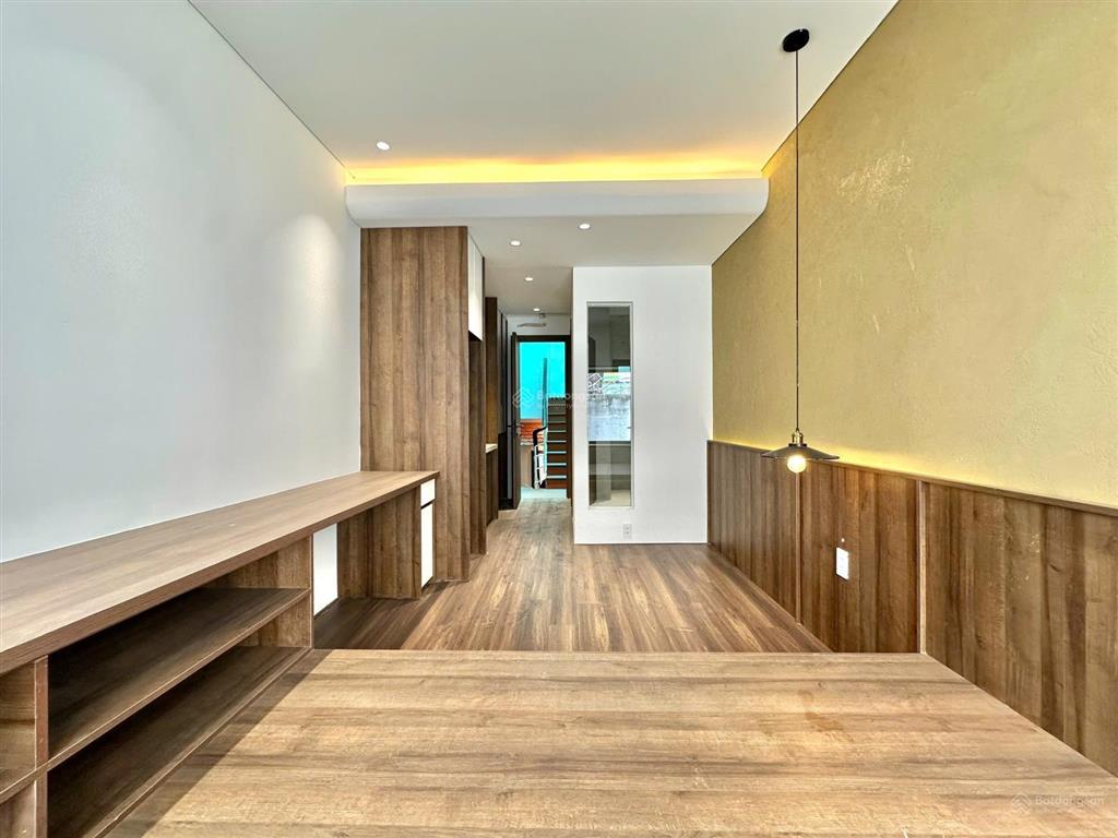 Khai trương căn hộ ban công full nội thất gần đh hutech ung văn khiêm ngã tư hàng xanh 0337 740 ***