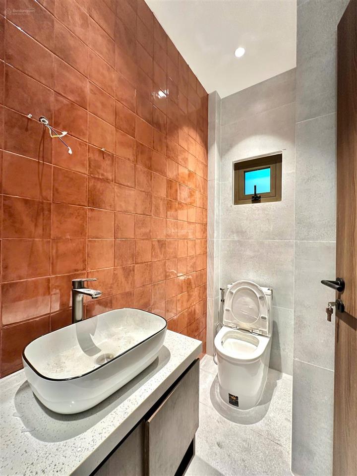 Khai trương căn hộ ban công full nội thất gần đh hutech ung văn khiêm ngã tư hàng xanh 0337 740 ***