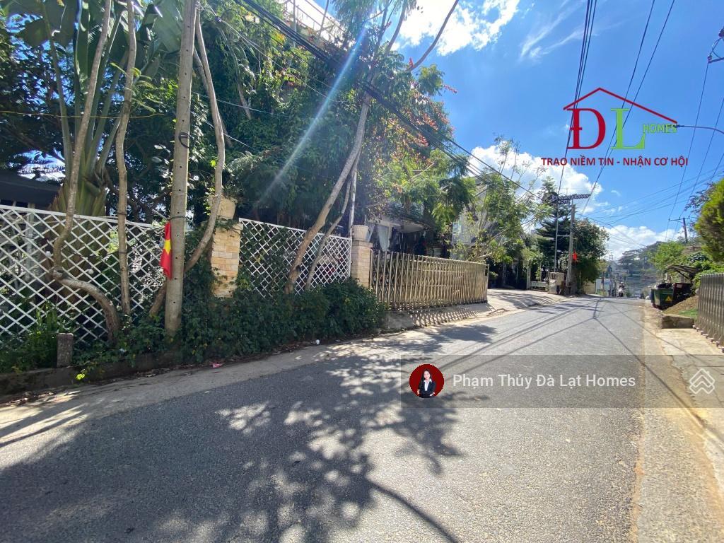 Bán lô góc 2 mặt tiền đường chính trung tâm đà lạt, giá tốt cho nhà đầu tư