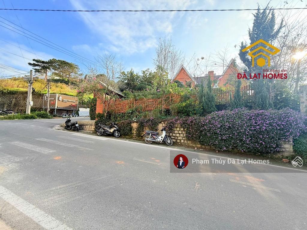 Bán căn góc 2 mặt tiền đống đa đà lạt, villa sân vườn trên cung đường nghỉ dưỡng sang trọng