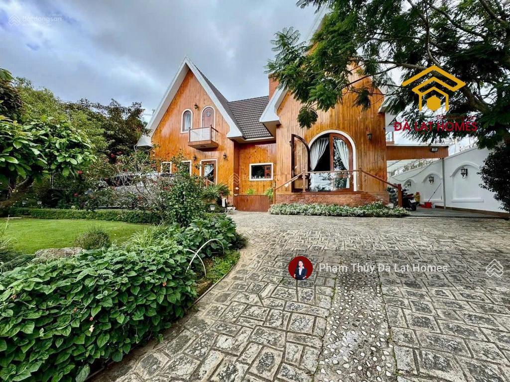 Bán căn góc 2 mặt tiền đống đa đà lạt, villa sân vườn trên cung đường nghỉ dưỡng sang trọng