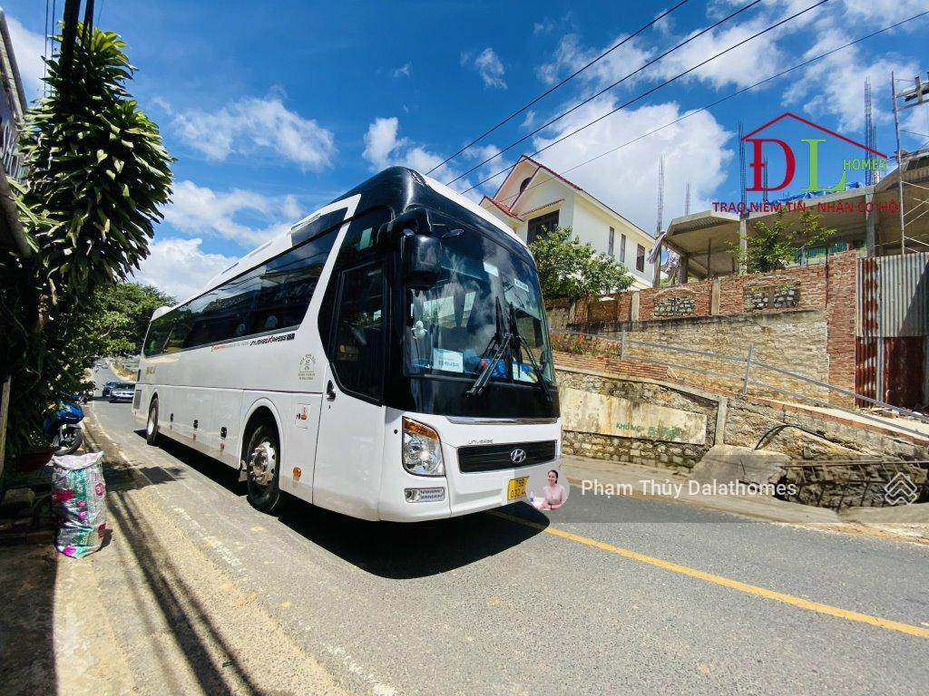 Đất thổ cư 2 mặt tiền triệu việt vương đà lạt view thông