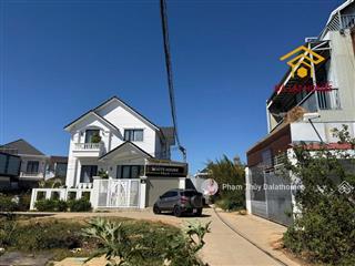 Chỉ 8,2 tỷ lô đất 205m2 thổ cư đồi cao, đất bằng phẳng đường bạch đằng đà lạt