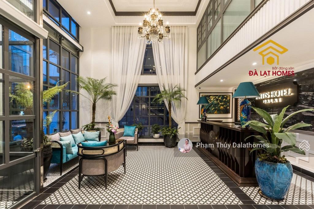Ngay trung tâm đà lạt, một căn khách sạn thanh tao, sang trọng, đẹp chỉnh chu từng chi tiết