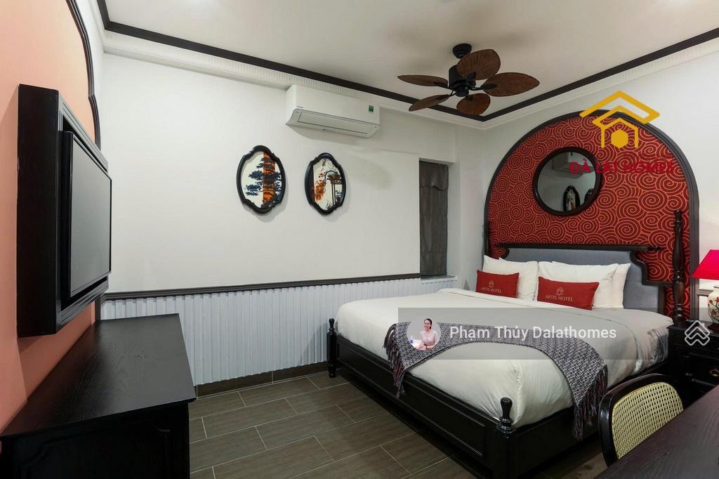 Ngay trung tâm đà lạt, một căn khách sạn thanh tao, sang trọng, đẹp chỉnh chu từng chi tiết