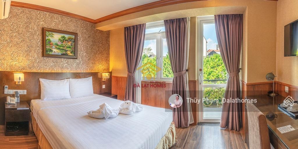 Bán khách sạn đường bùi thị xuân đà lạt | mặt tiền trung tâm cách bờ hồ xuân hương 200m
