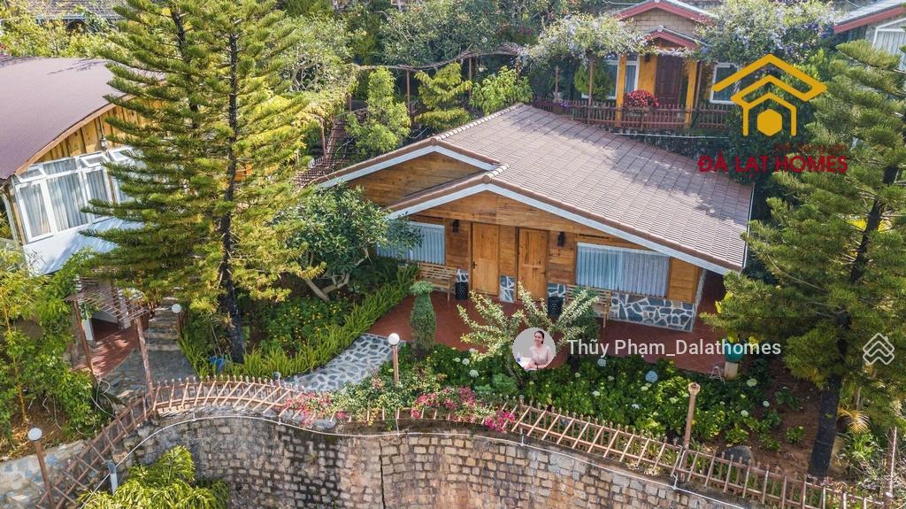 Bán khu resort sinh thái đường khe sanh đà lạt | khuôn viên 1,3 ha mặt tiền đường chính view thông