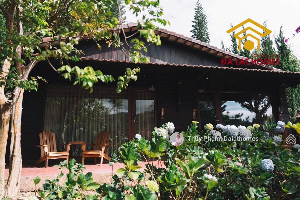 Bán khu resort sinh thái đường khe sanh đà lạt | khuôn viên 1,3 ha mặt tiền đường chính view thông