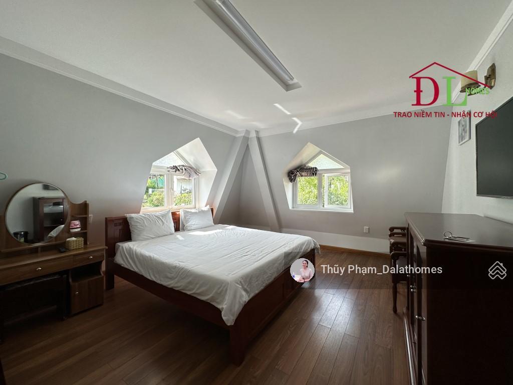 Bán biệt thự đường khởi nghĩa bắc sơn đà lạt | mặt tiền đường chính đối diện khu dinh ii bảo đại
