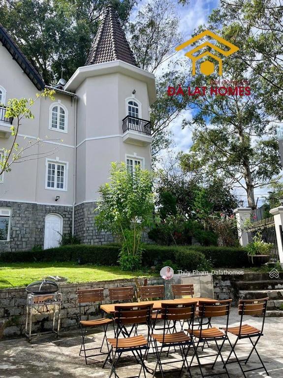 Bán biệt thự đường nguyễn trung trực đà lạt | căn góc 2 mặt tiền đường chính view phố