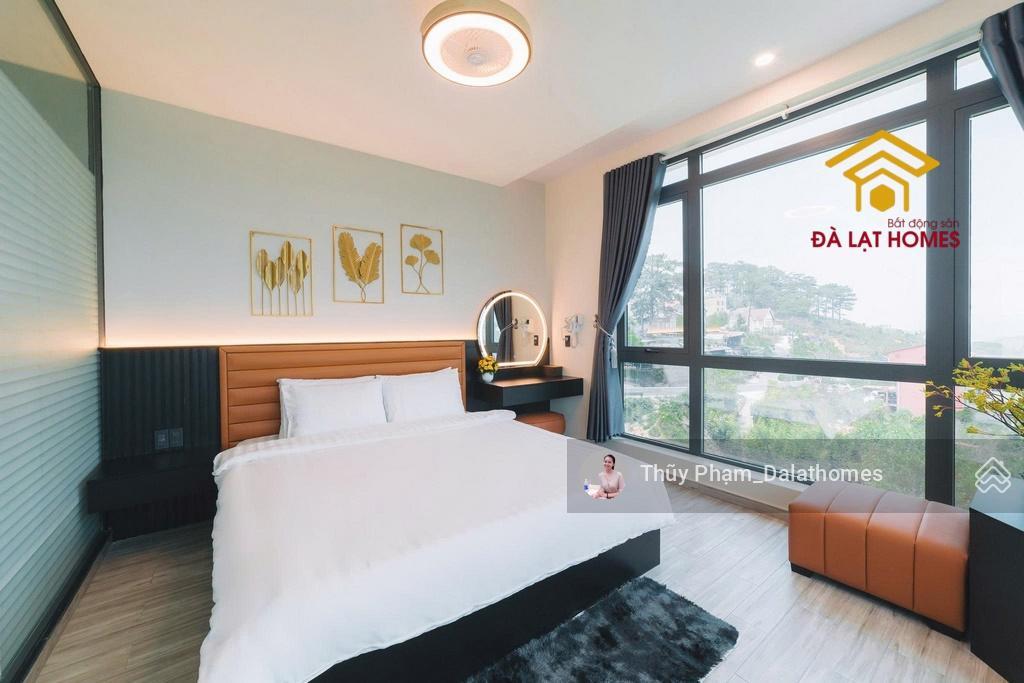 Bán khách sạn đường khe sanh đà lạt | mặt tiền đường chính view trọn thung lũng