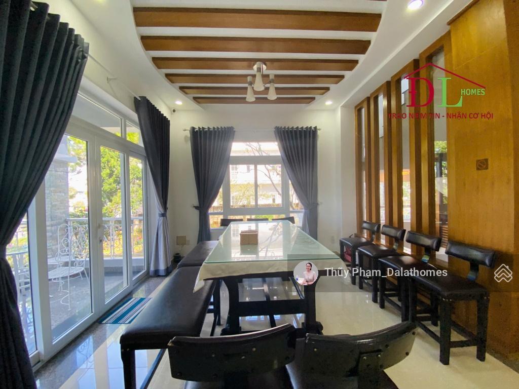 Bán biệt thự đường hoàng hoa thám đà lạt | vườn rộng view thông yên tĩnh