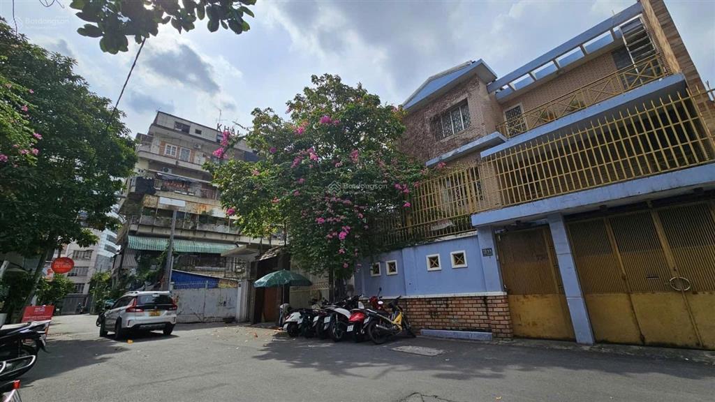 Cần bán nhà hxh 72 trần quốc toản p. xuân hòa, q. 3. dt 16.3x50m, dtcn 815m². gía 310 tỷ
