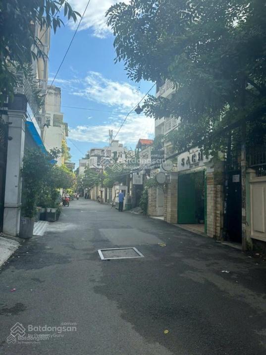 Cần bán nhà hxh 405/ trường chinh p14, tân bình. dt 18.5x49m, nh25m. gía bán 110 tỷ