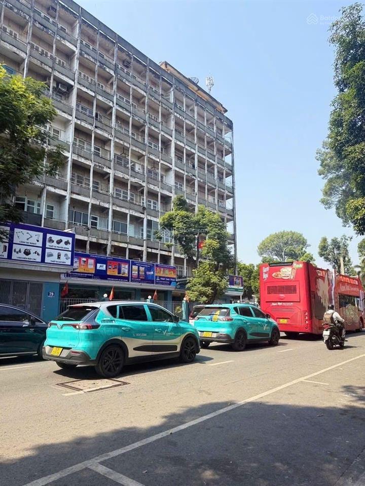 Cần bán nhà mt trương định, p. bến thành, q1. dt 4.2x27m, 3 tầng. gía bán 72 tỷ