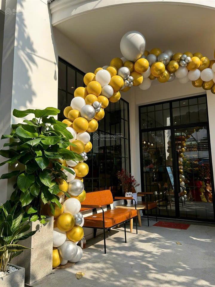 Cần bán nhà mt châu thới  khu c/x bắc hải p. 15, q. 10. dt 10.5x26m. gía 60 tỷ tl