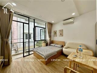 Cho thuê căn hộ studio ban công nằm ngay trung tâm thành phố quận 1