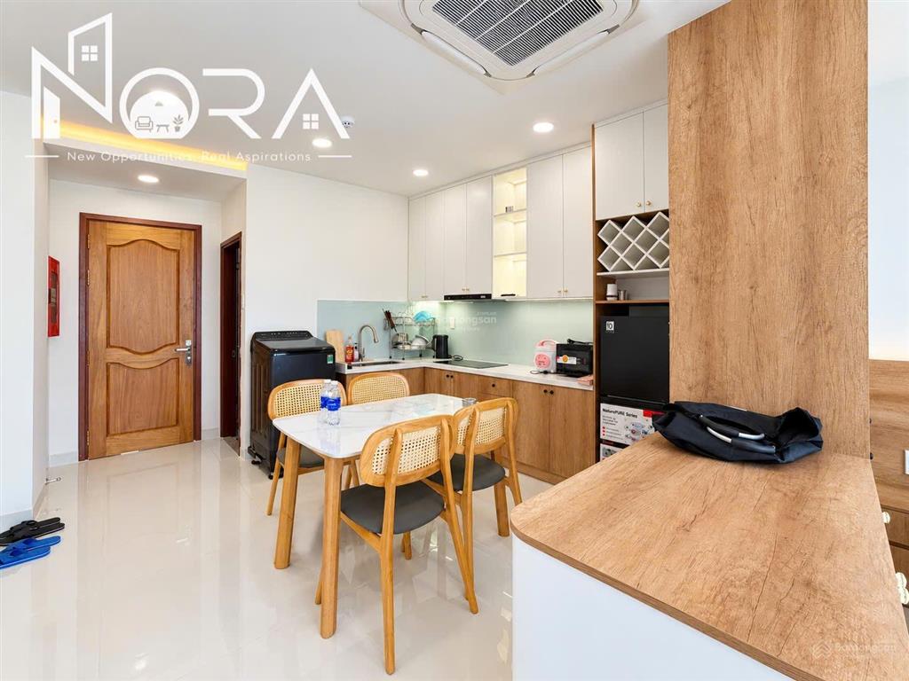 Cho thuê căn hộ dịch vụ 1pn ban công 45m2 máy giặt riêng gần sân bay tân sơn nhất, quận tân bình