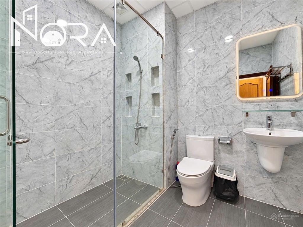 Cho thuê căn hộ dịch vụ 1pn ban công 45m2 máy giặt riêng gần sân bay tân sơn nhất, quận tân bình