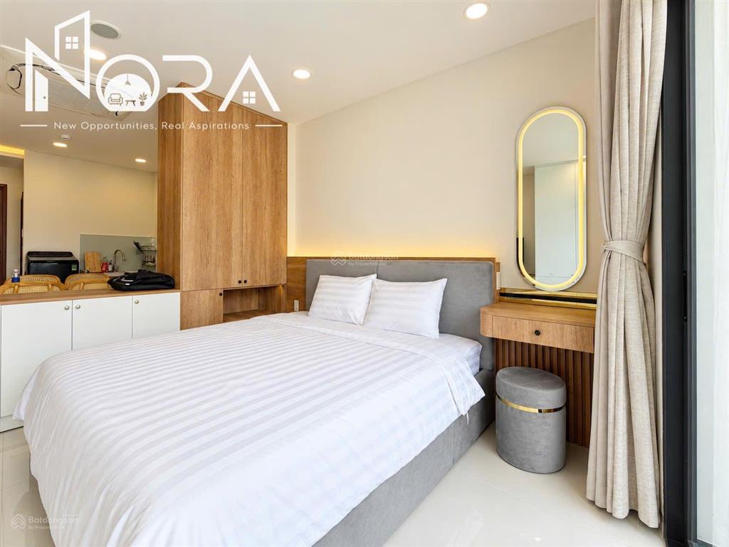 Cho thuê căn hộ dịch vụ 1pn ban công 45m2 máy giặt riêng gần sân bay tân sơn nhất, quận tân bình