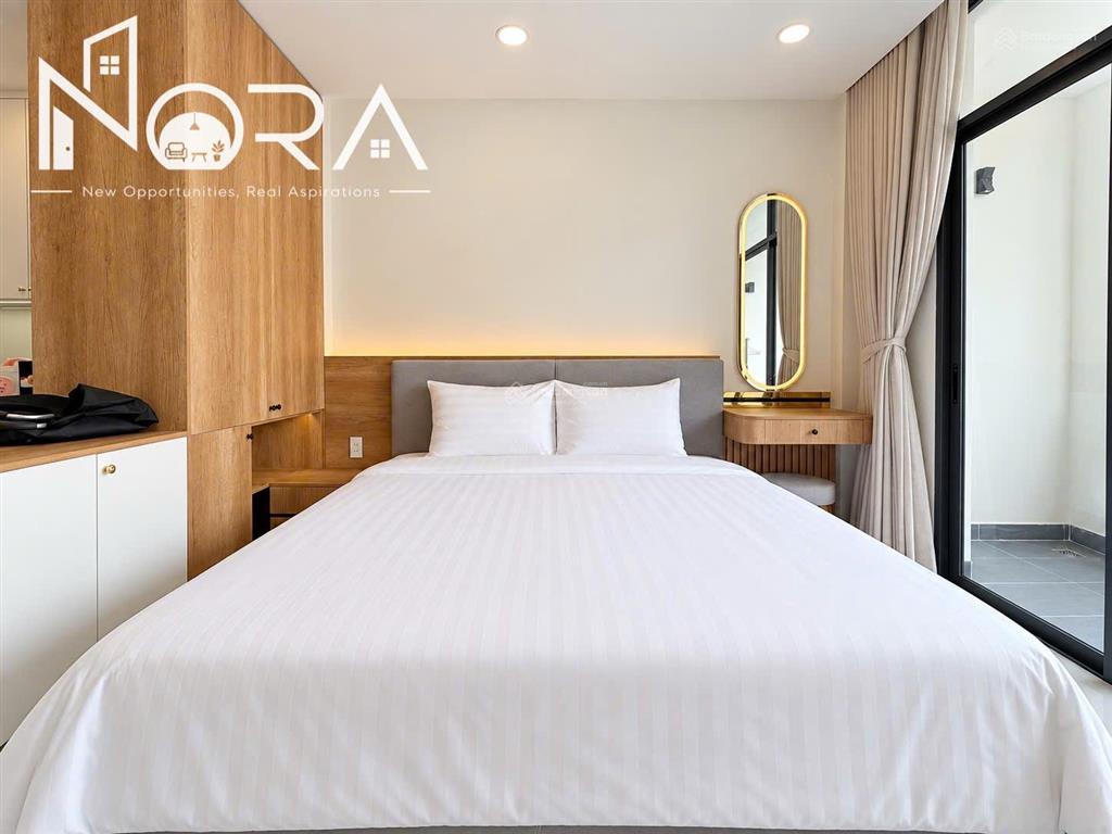 Cho thuê căn hộ dịch vụ 1pn ban công 45m2 máy giặt riêng gần sân bay tân sơn nhất, quận tân bình