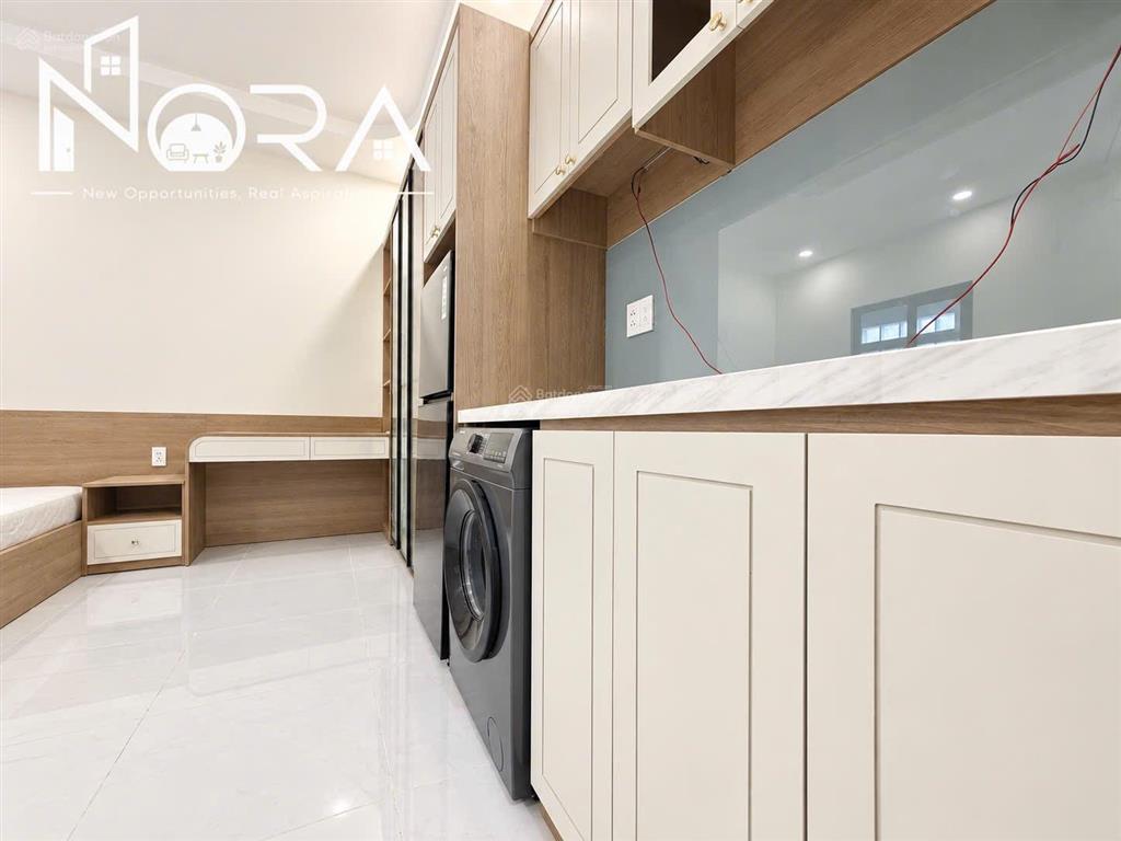 Căn hộ dịch vụ studio full nội thất máy giặt riêng gần etown, sân bay tân sơn nhất, quận tân bình
