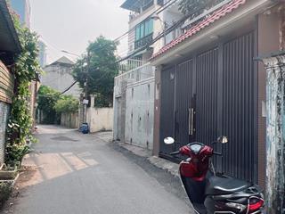 Bán gấp nhà 2 tầng mặt tiền hẻm oto  đường 8  gần trục hoàng diệu 2  lê văn chí  chỉ 4,15tỷ