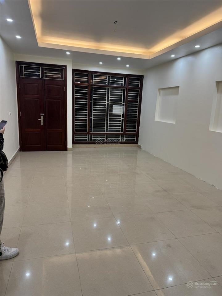 Siêu phẩm lk nguyễn văn lộc mỗ lao, làng việt kiều châu âu. dt 90m, mt 5m, 4 tầng 1 hầm giá 35tr
