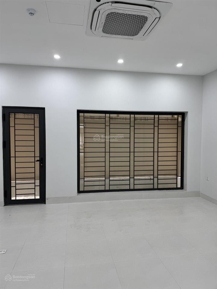 Ct siêu phẩm, biệt thự trung văn hancic,đường tố hữu,đất 180m xây dựng 120m * 4 tầng,giá 32 triệu
