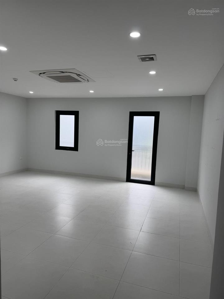 Ct siêu phẩm, biệt thự trung văn hancic,đường tố hữu,đất 180m xây dựng 120m * 4 tầng,giá 32 triệu