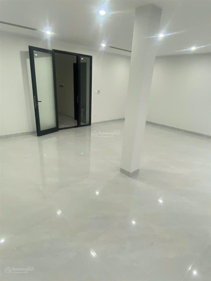 Ct siêu phẩm, biệt thự trung văn hancic,đường tố hữu,đất 180m xây dựng 120m * 4 tầng,giá 32 triệu