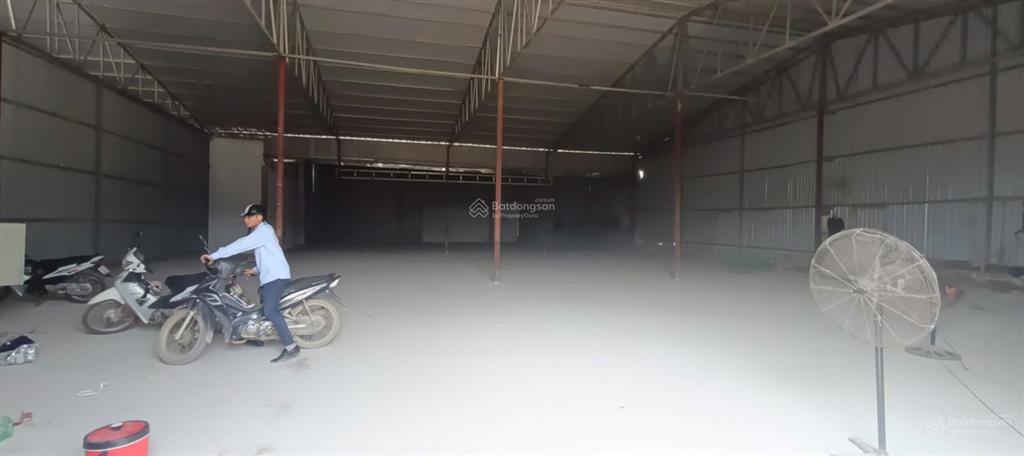 Ct siêu phẩm kho quốc lộ 72, an thượng hoài đức. 600m2, mt 20m, khung zamin, có xuất vat, giá 90k
