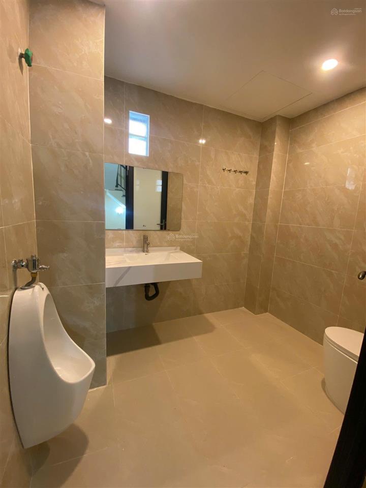 Ct tòa nhà phố trung kính, yên hòa cầu giấy. dt 140m2, mt 10m 9 tầng 1 hầm, thang máy. 120tr/th