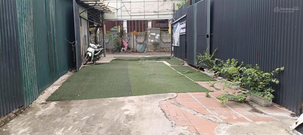Cho thuê kho xưởng đường vườn cam, phú đô, từ liêm 700m2, điện 3 pha, xe 10 tấn, xuất vat, 55 triệu