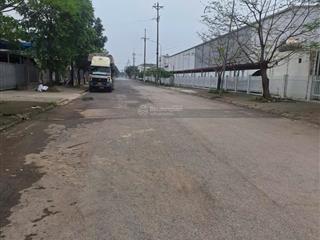 Ct siêu phẩm kho ngay cụm công nghiệp thạch thất, đại lộ thăng long.đất 5000m, kho 3000m.phòng cháy