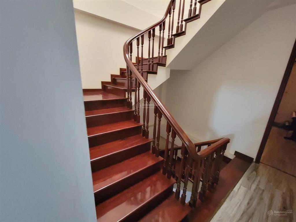 Ct nhà siêu phẩm liền kề khu đô thị văn quán, nguyễn khuyến, hđ. dt 90m, mt 5m, 4 tầng, giá 23tr