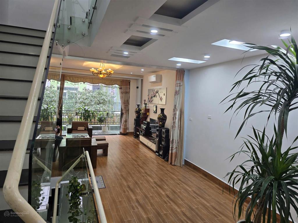 Ct nhà siêu phẩm liền kề khu đô thị văn quán, nguyễn khuyến, hđ. dt 90m2, mt 5m, 4 tầng, giá 23tr