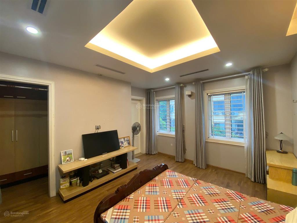 Cho thuê lk khu đô thị văn quán, nguyễn khuyến, hà đông. dt 90m, mt 5m, 4 tầng. giá 25tr