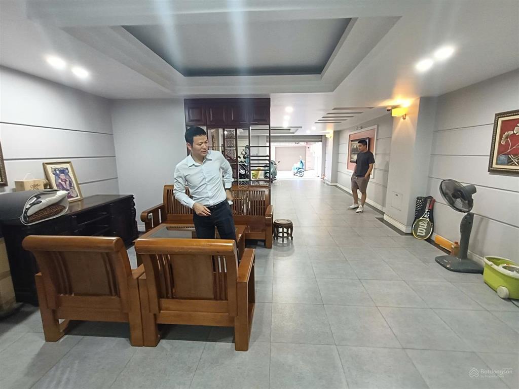 Cho thuê lk khu đô thị văn quán, nguyễn khuyến, hà đông. dt 90m, mt 5m, 4 tầng. giá 25tr