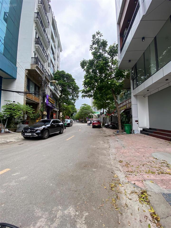 Siêu hot, biệt thự mễ trì hạ, nam từ liêm, hn. dt 200m2 mt 10m, 4 tầng, giá 50tr.  0987 190 ***