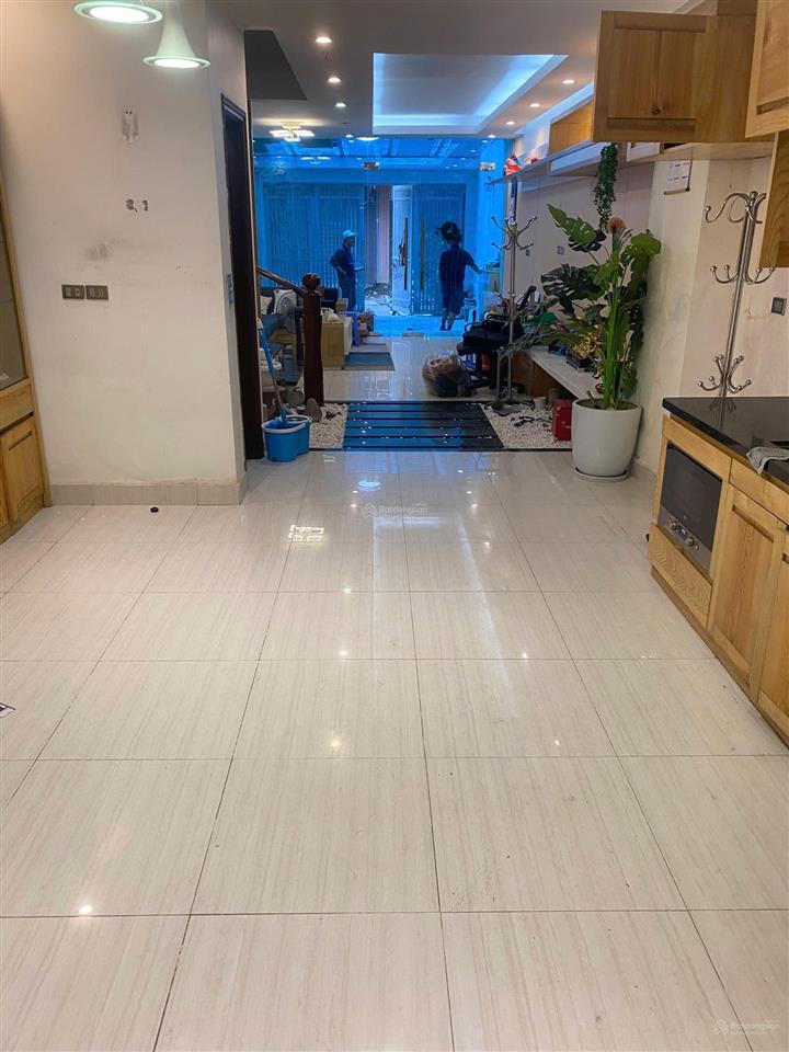 Ct nhà lk cương kiên, trung văn vinaconex 3, nam từ liêm, hn. dt 100m2, mt 5m 5 tầng. giá 28tr