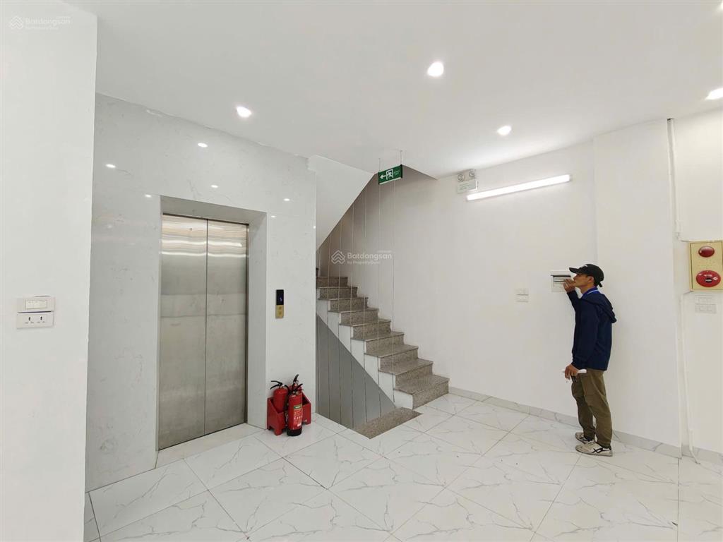 Cho thuê nhà galaxy tsq tố hữu, vạn phúc hà đông. dt 00m, mt 5m 6 tầng thông sàn thang máy. 58tr