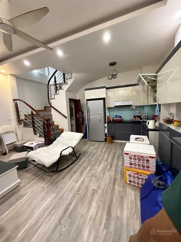 Cho thuê nhà xuân phương 40m2, 4 tầng 4pn full đồ 10 triệu nhận nhà ngay