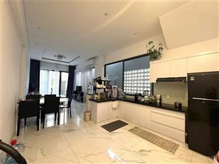 Cho thuê nhà 3 tầng sân vườn di trạch dt 130m2 3pn full đồ 9 triệu