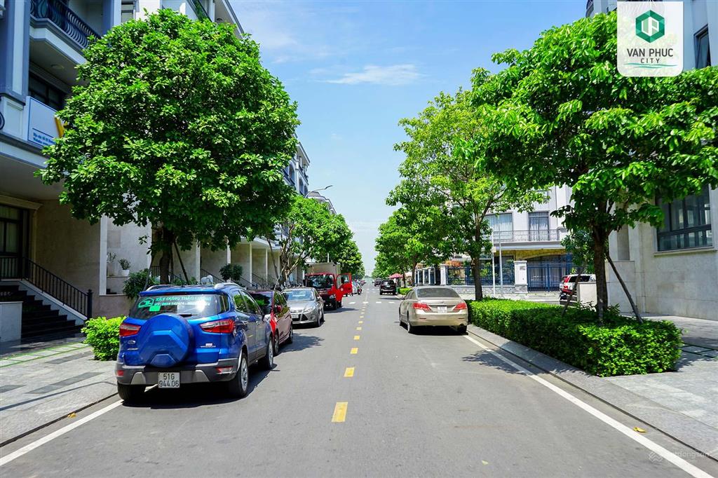 Cho thuê nhà vạn phúc 5x23m (hầm 4 tầng) thiết kế sàn trống giá chỉ 30 triệu/tháng