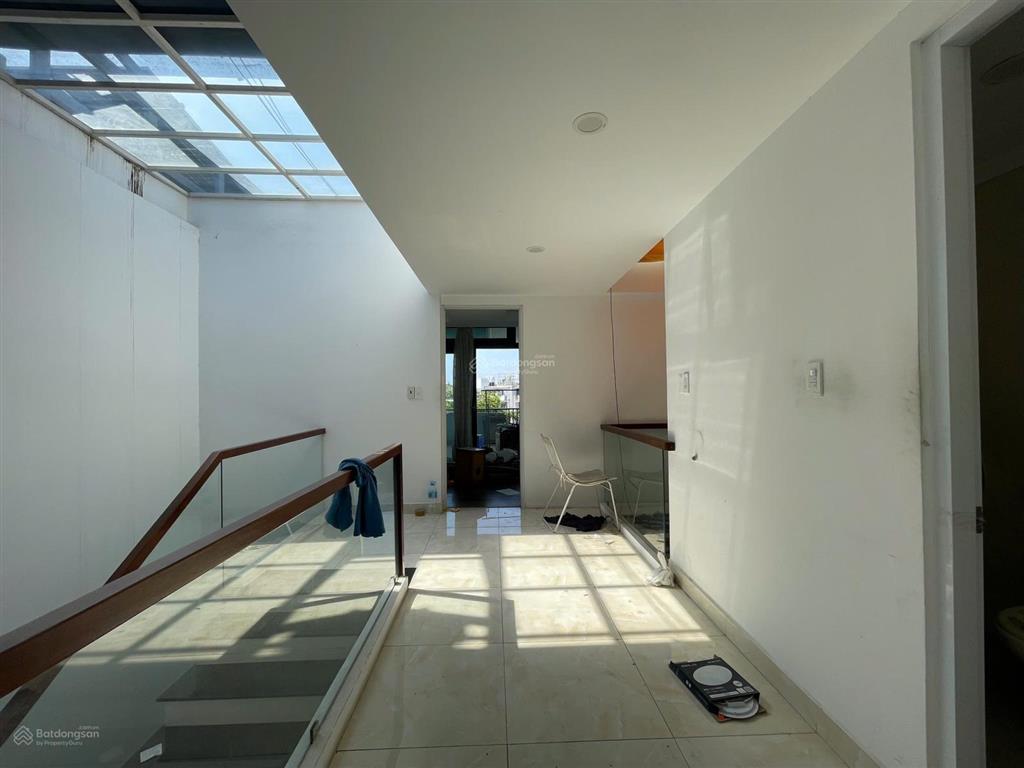 Nguyên căn 6x20m (hầm 4 tầng) mặt tiền đường 25m, vị trí đẹp giá thuê chỉ 37 triệu
