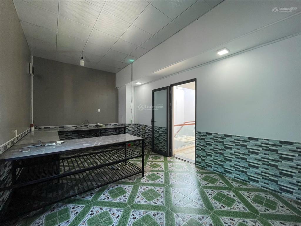 Nguyên căn 6x20m (hầm 4 tầng) mặt tiền đường 25m, vị trí đẹp giá thuê chỉ 37 triệu