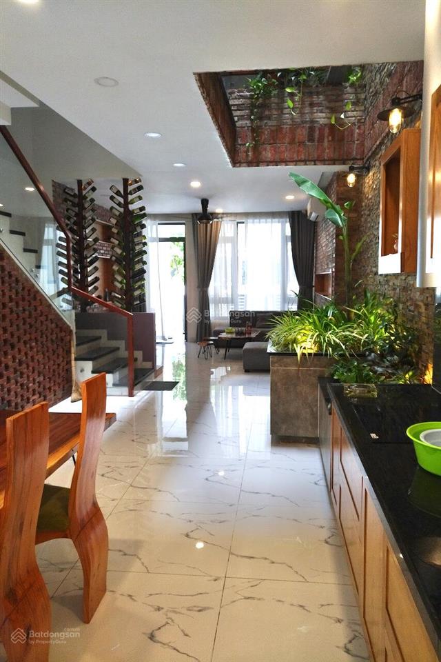 Nguyên căn 5x21m (hầm 4 tầng) full nội thất ở giá chỉ 35 triệu/tháng
