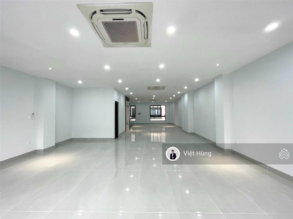 Cho thuê nhà nguyên căn đinh thị thi kđt vạn phúc, 7x22m hầm âm + 5 tầng hoàn thiện 90 triệu/tháng