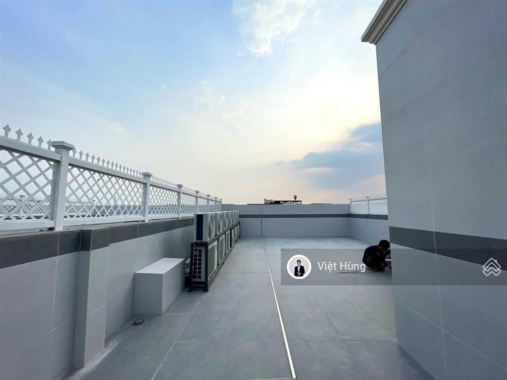 Cho thuê nhà nguyên căn đinh thị thi kđt vạn phúc, 7x22m hầm âm + 5 tầng hoàn thiện 90 triệu/tháng